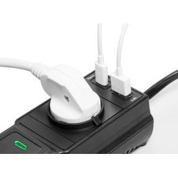 Trasformatore di Corrente per Auto con USB-A e USB-C™, TE-21